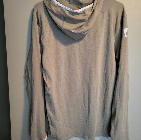 Men RTic Outdoors Pull Over Tshirt  Size Small - Picture 3 of 6